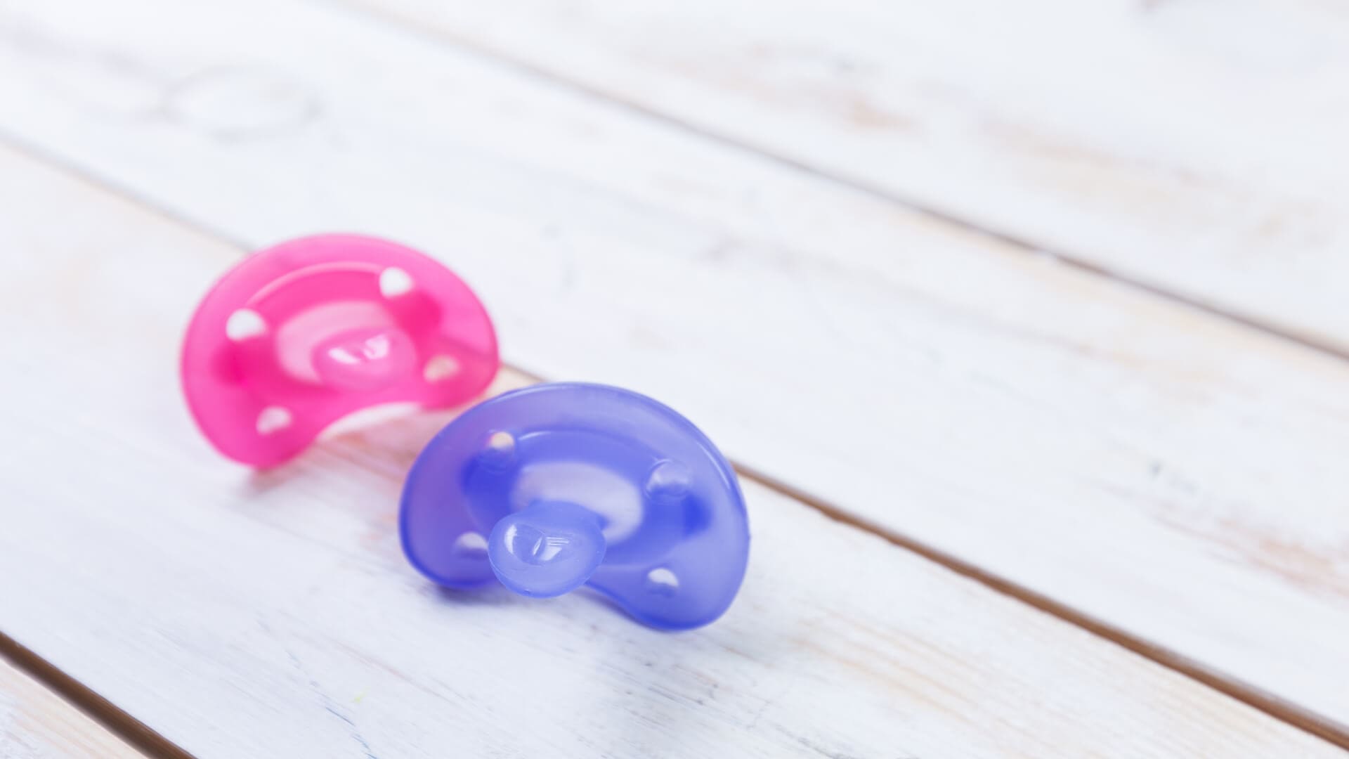 Best Pacifiers for Newborns 